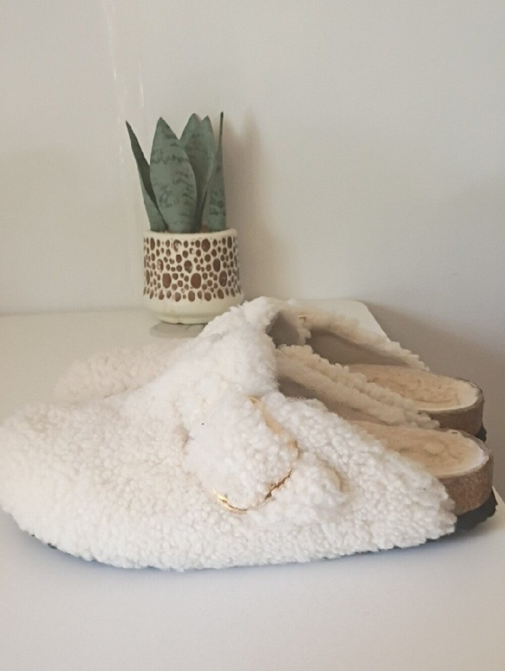 Birkenstock Boston Teddy clogs in the eggshell shearling colorway size 39 US 8 - Picture 8 of 10